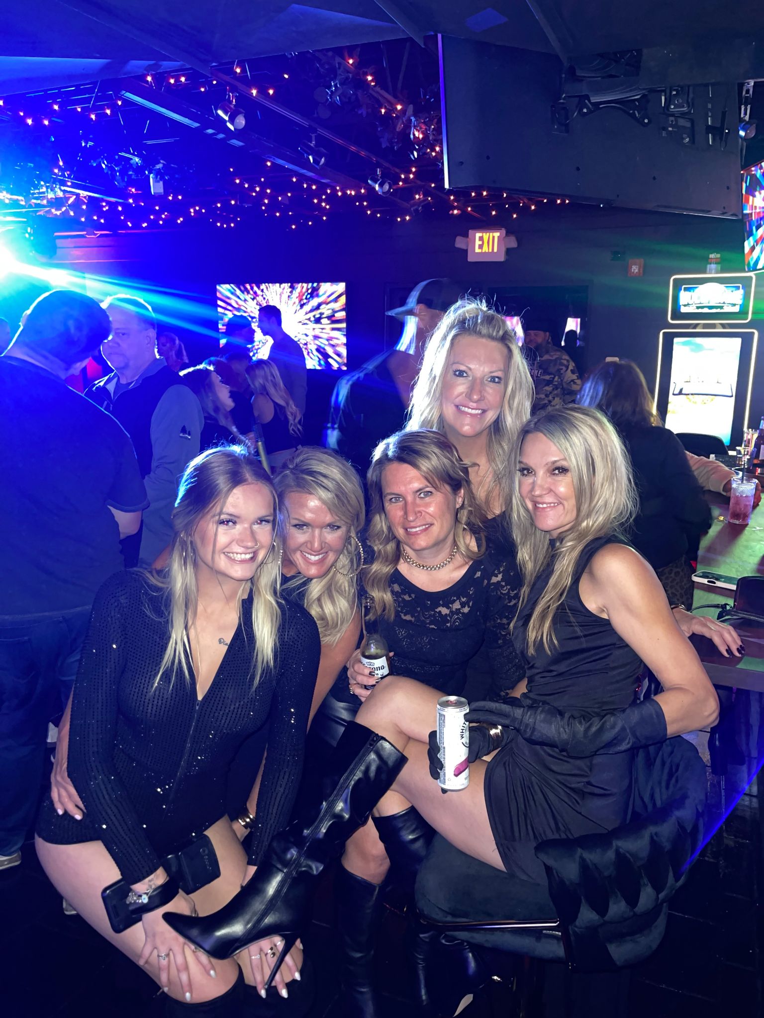 Black Velvet Lounge