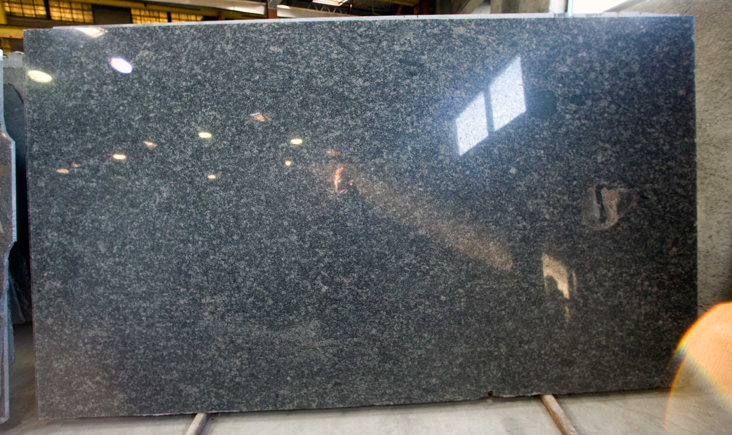 Blue Sapphire Diamond 8 Finish