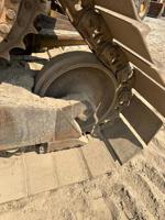 2005 CAT D7R Dozers 15