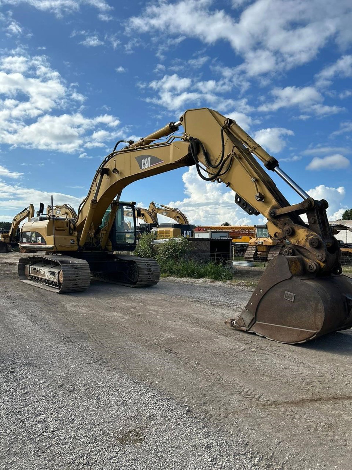 2006 CATERPILLAR 330CL Excavator
