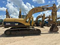 2004 CAT 320CL Excavator 4
