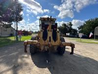 1999 CAT 140H Motor Grader 11