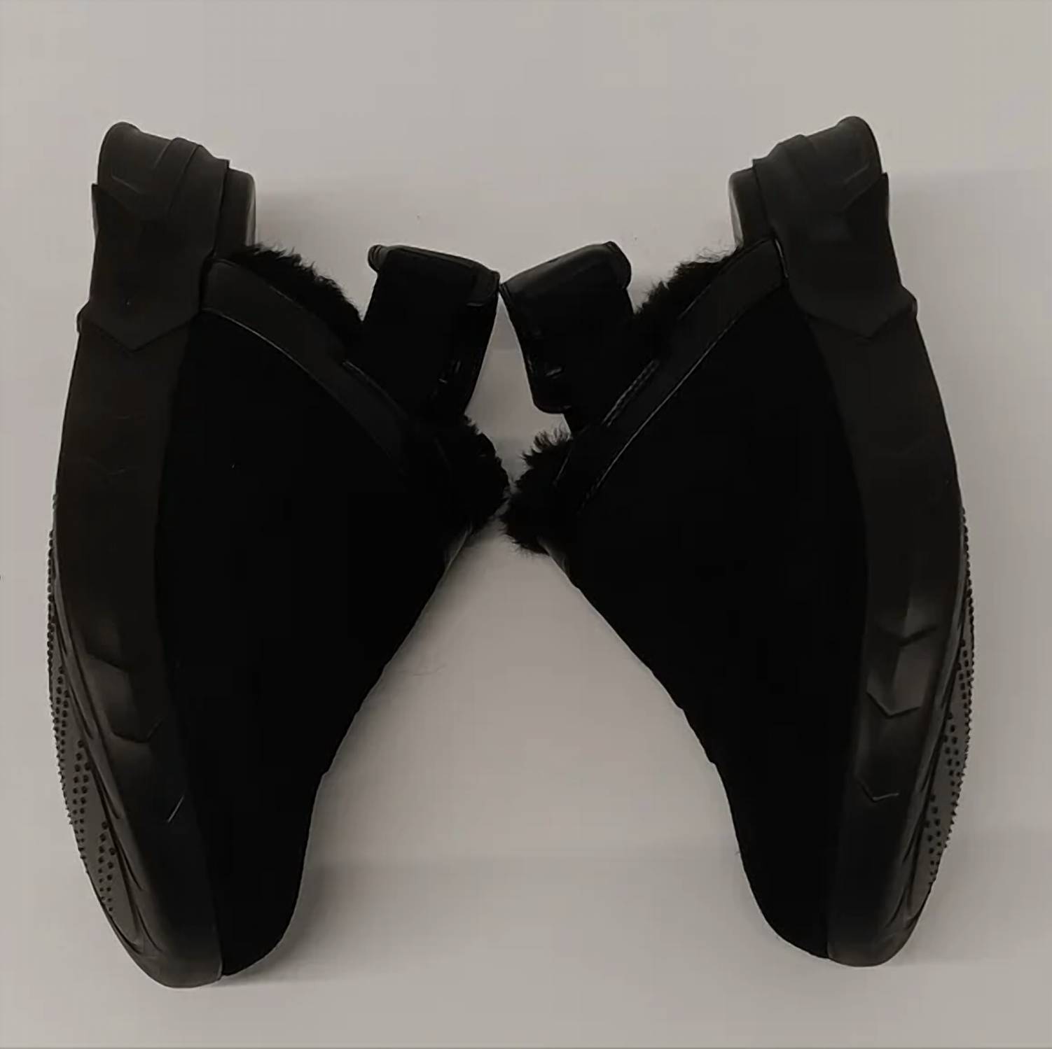 NEW GIVENCHY men\'s marshmallow hoya shearling-lined suede mules in black Givenchy Marshmallow Black Clog | Grailed main image 3
