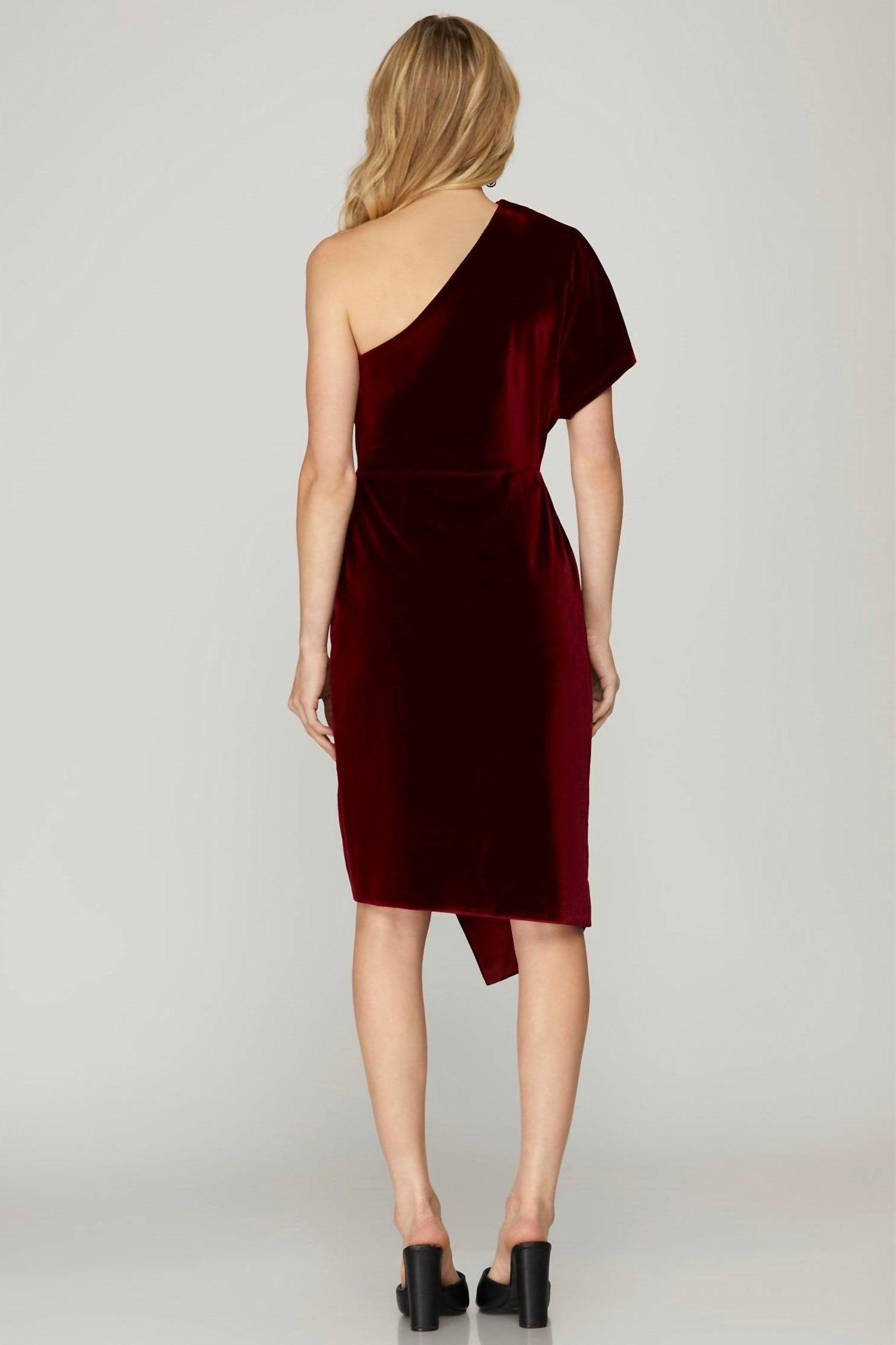 She + Sky one shoulder drop sleeve velvet dress with wrap skirt Wine - Picture 3 of 13