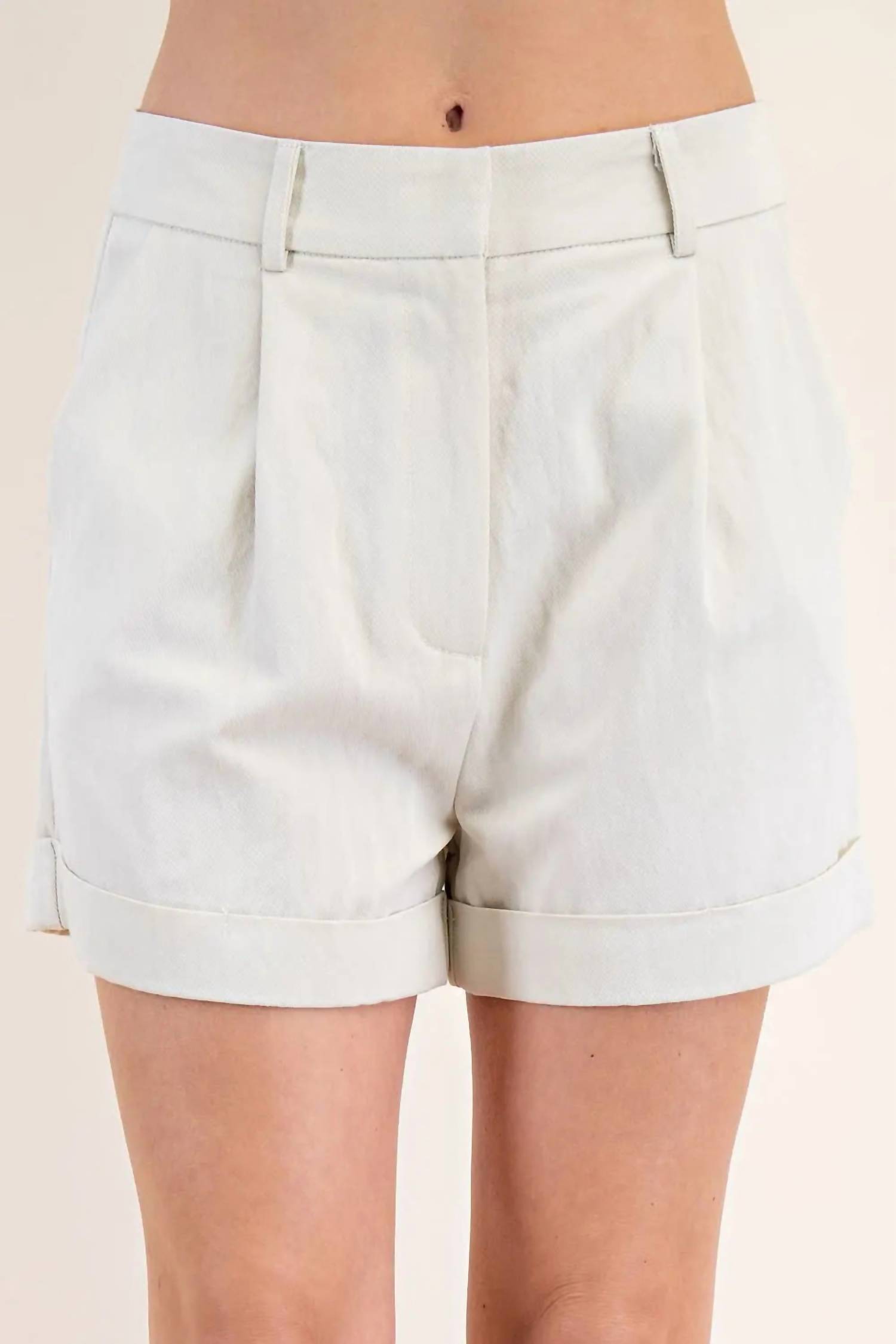 Glam Coastal Crisp Pleated Shorts Cream