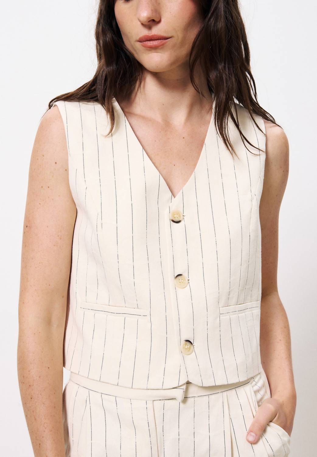 Frnch Pinstripe Buttoned Vest Top Creme