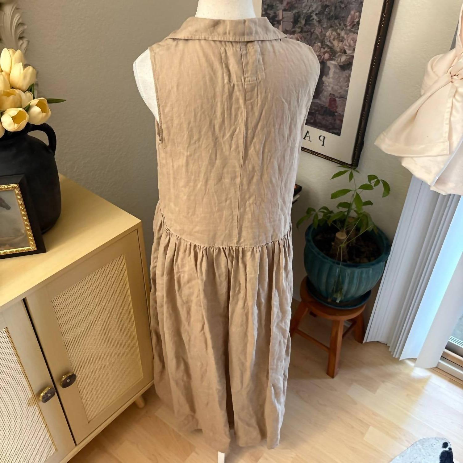 Frank & Eileen Daphne Sleeveless Popover Dress Sand - Picture 5 of 11