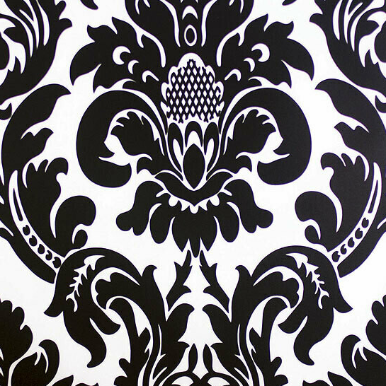 Black & White Alterio 90″ x 132″ Rectangle