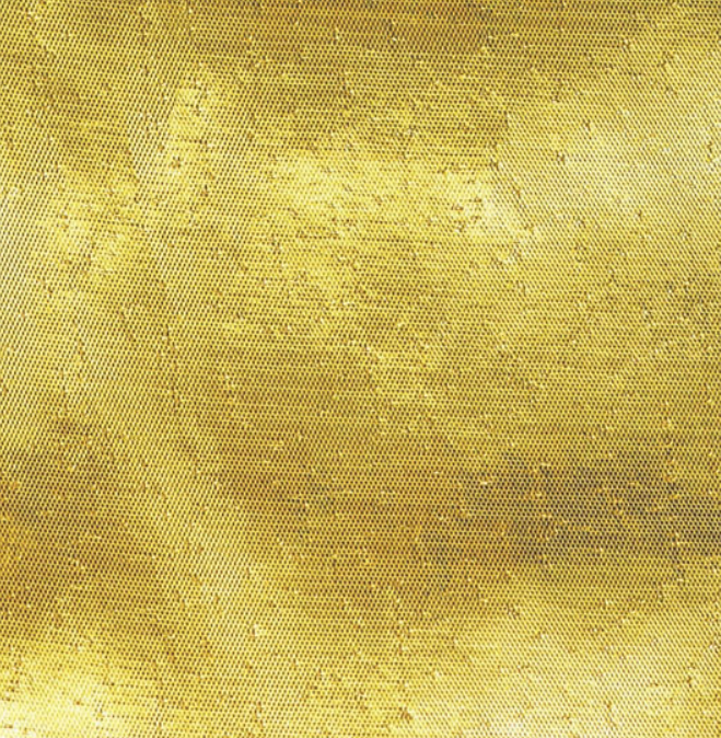 Gold Lame 132″ Round