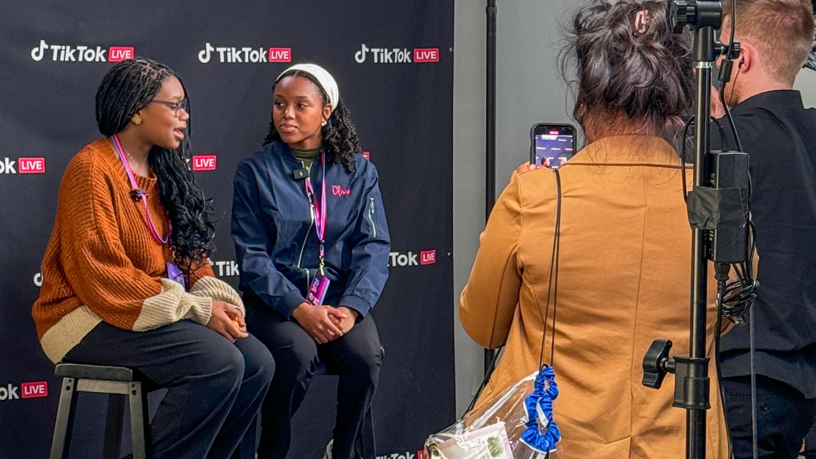 Students Hosting TikTok Live from the National STEM Festival, 2024. © EXPLR