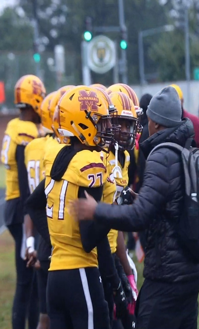 MUSTANGS FOOTBALL