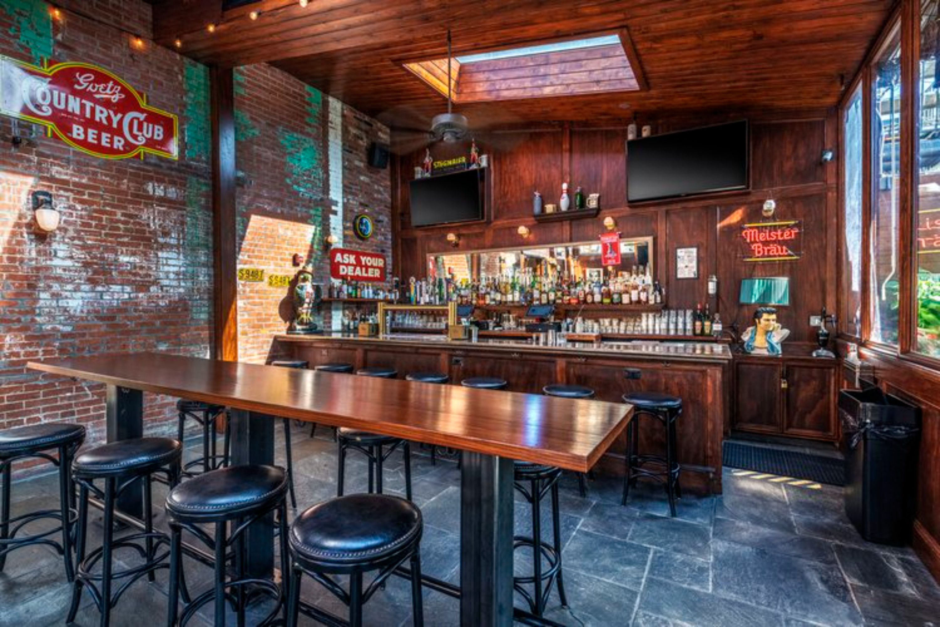 Whitlow's DC, photo 3