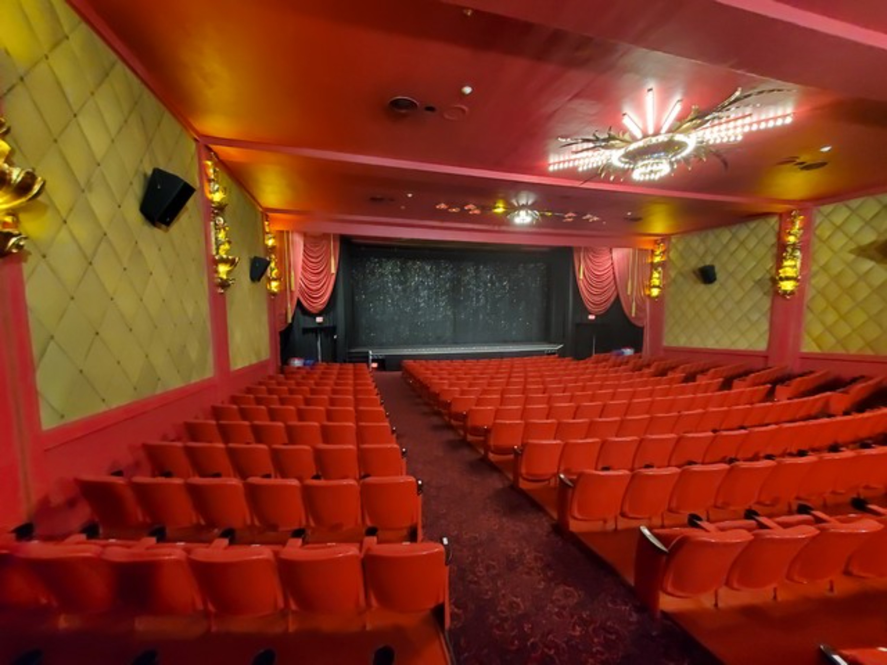 Fine Arts Theatre, photo 6
