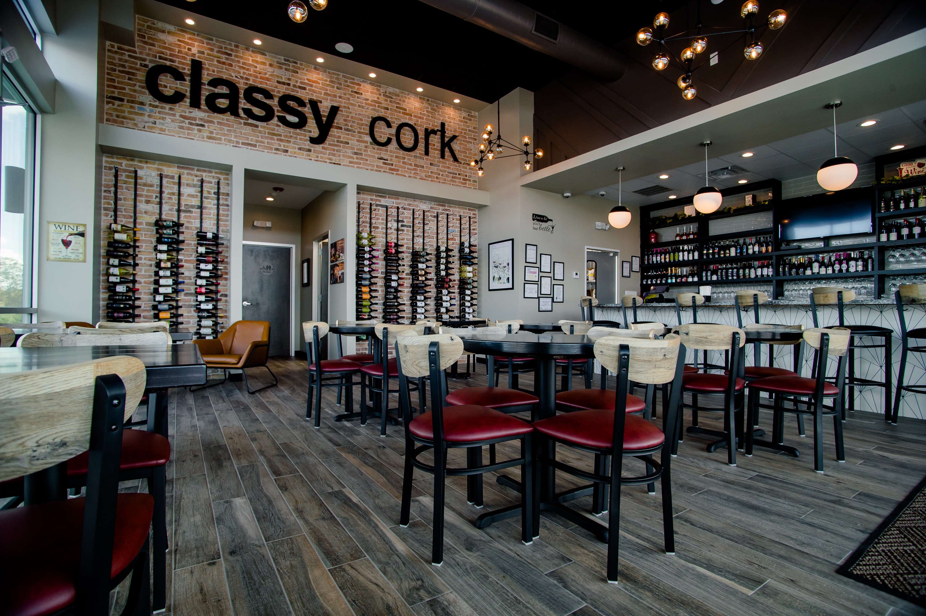 The Classy Cork, photo 3