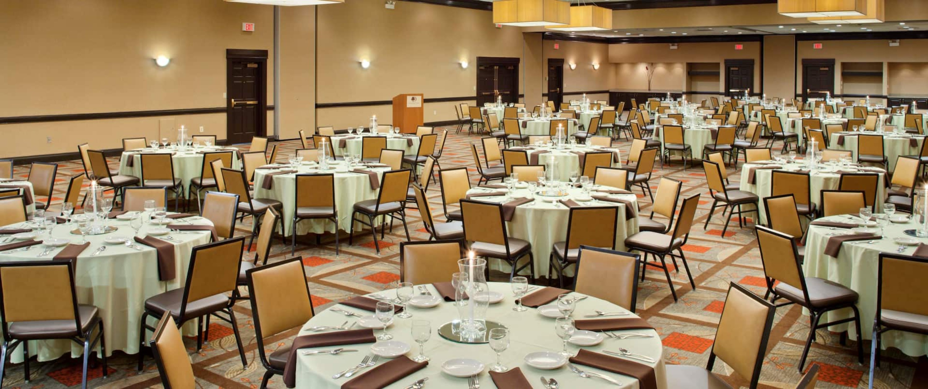 DoubleTree by Hilton Hotel Columbus - Worthington, photo 3