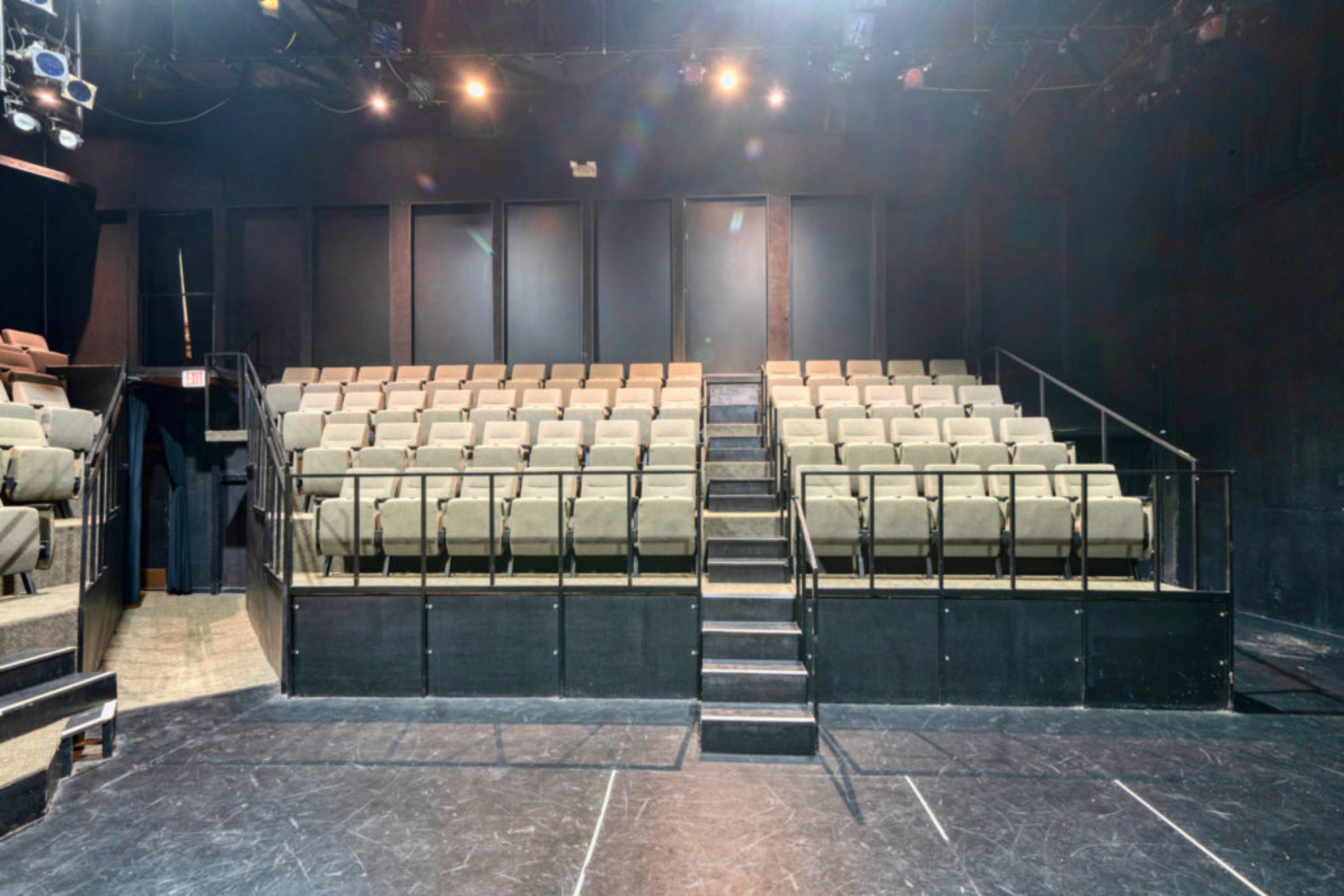 Kleberg Stage, photo 4