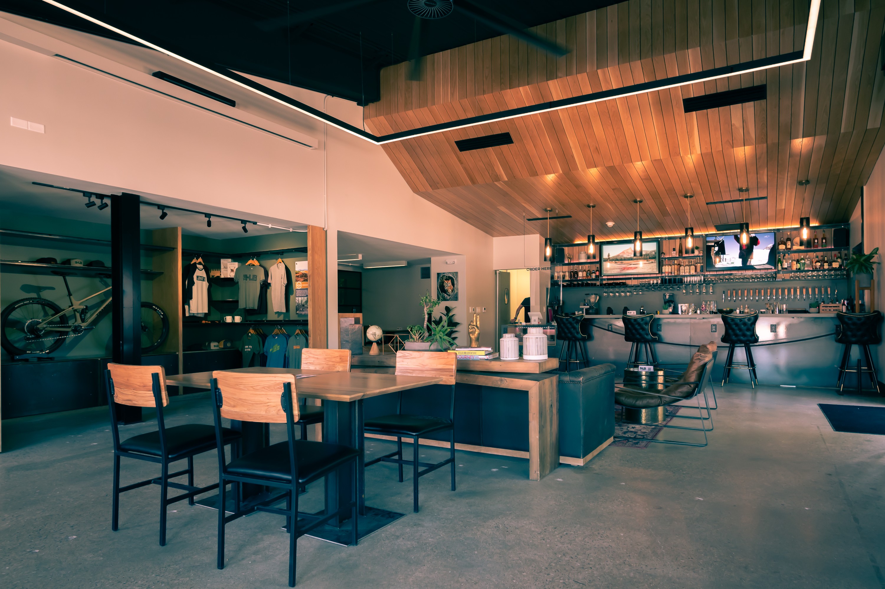 The HUB Bike Lounge, photo 6