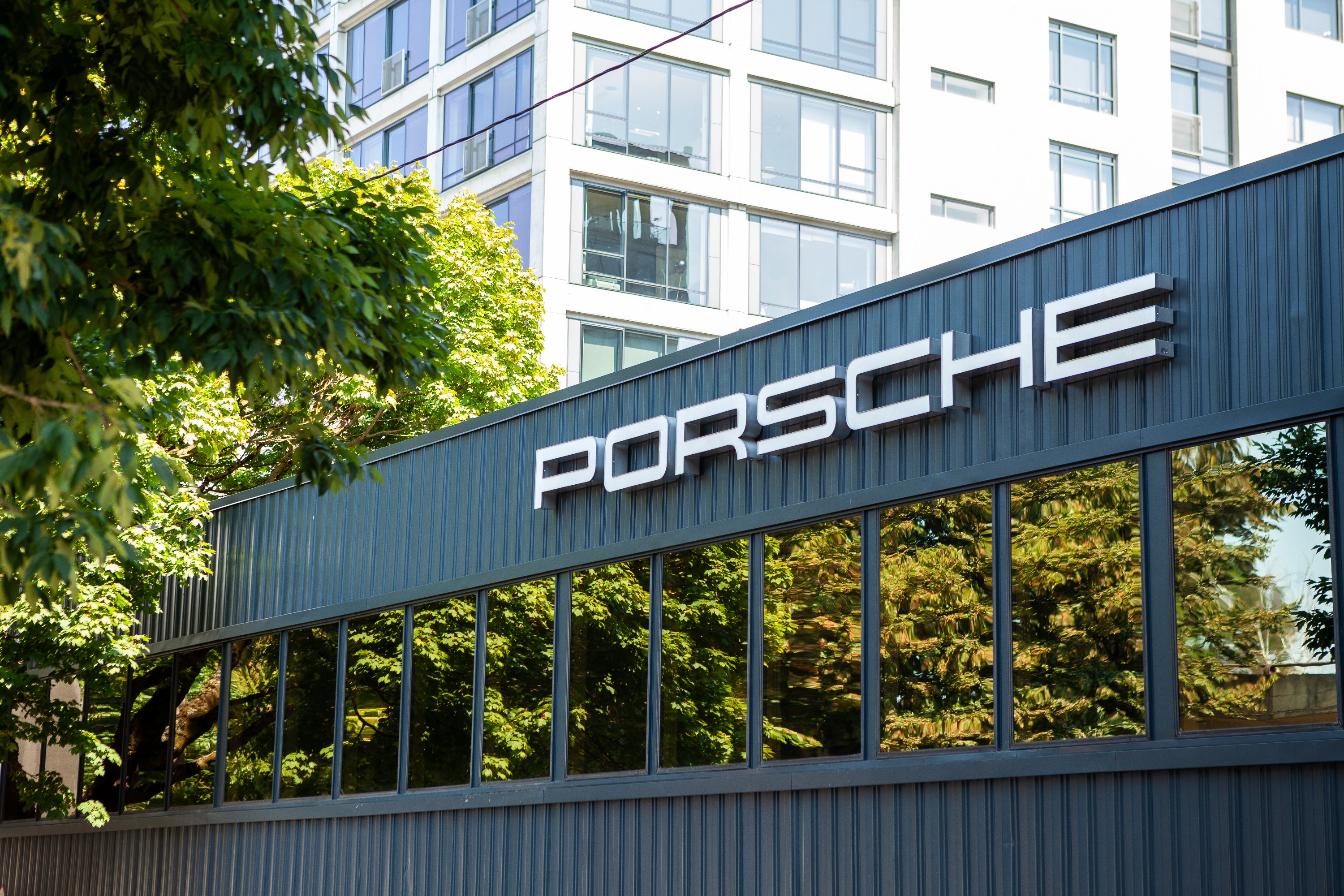 Porsche Studio Portland, photo 3