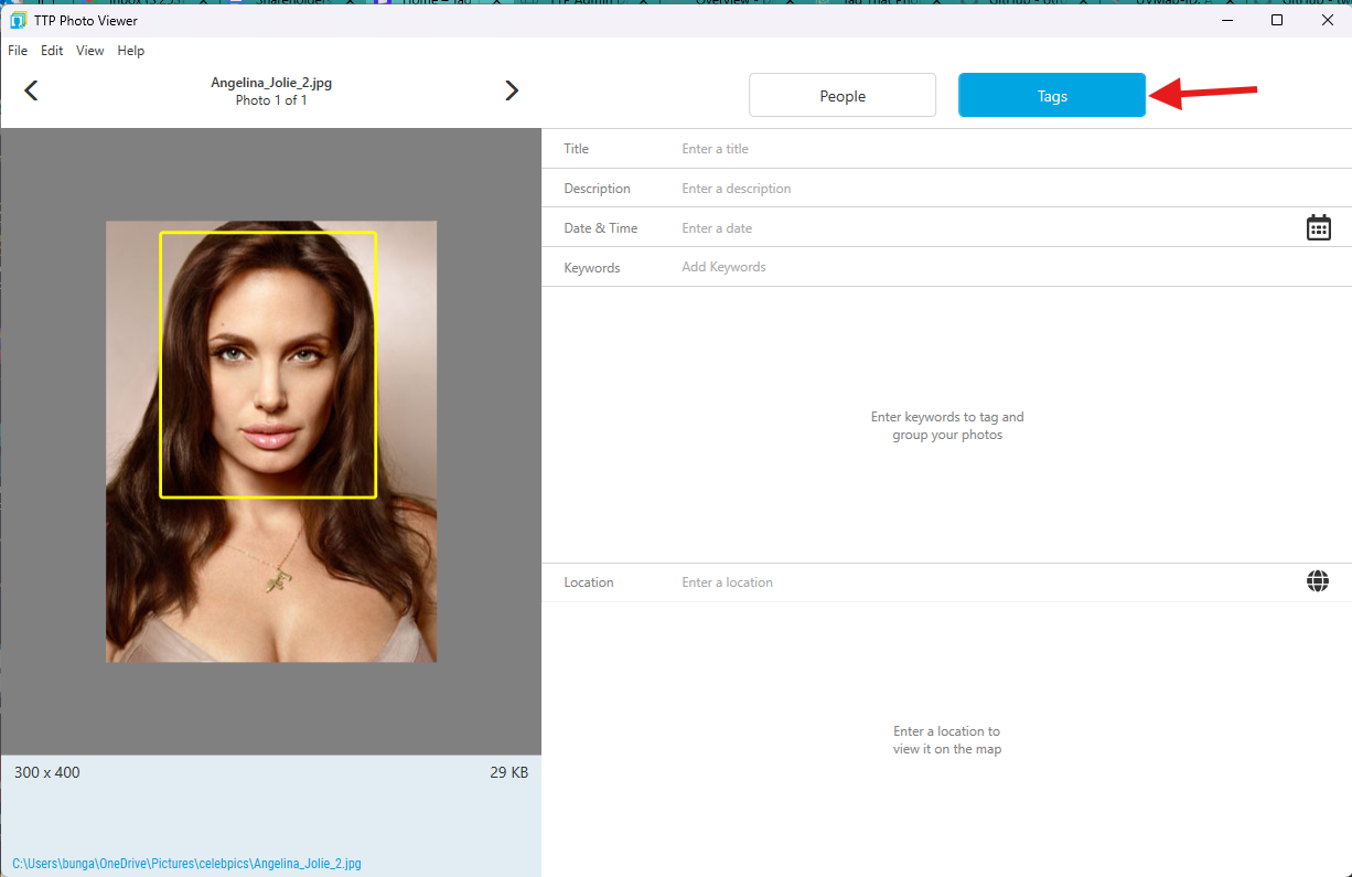 Photo Viewer showing main image with faces panel on right and tags panel below