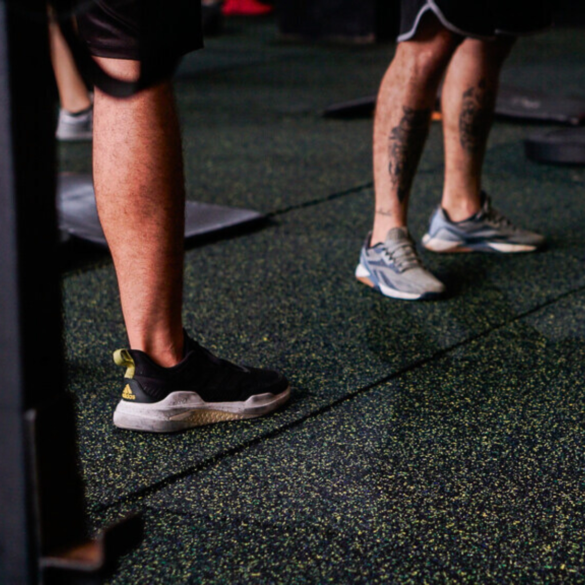 Conforto e durabilidade com os pisos emborrachados do Grupo Force