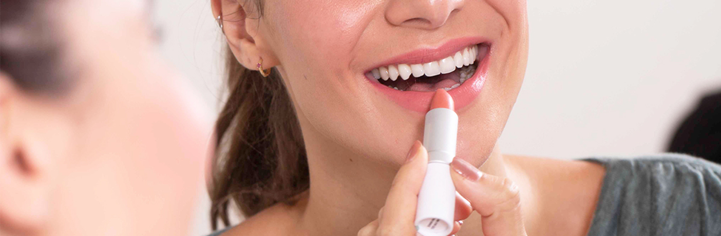 Maquiagem básica para o dia a dia com produtos da CARE