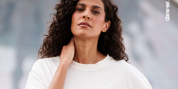 Por que a camiseta branca básica é essencial no seu guarda-roupa?