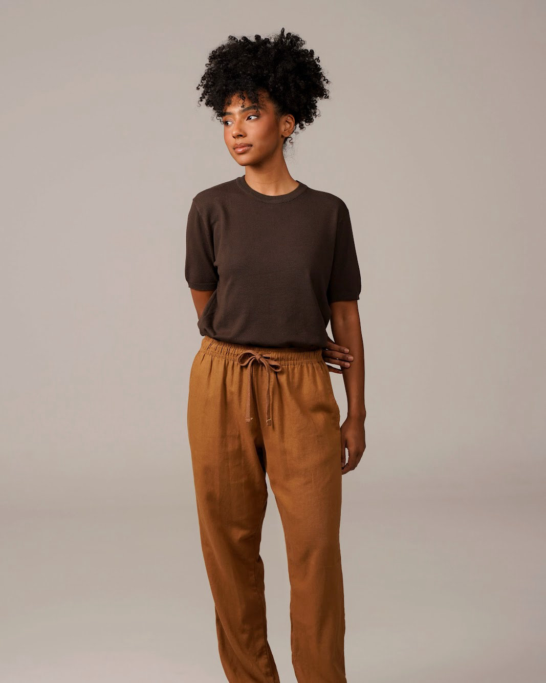 Roupas de linho: como escolher a calça de linho perfeita?