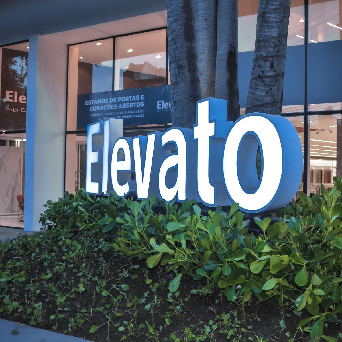 Há 34 anos construindo nossa história com você