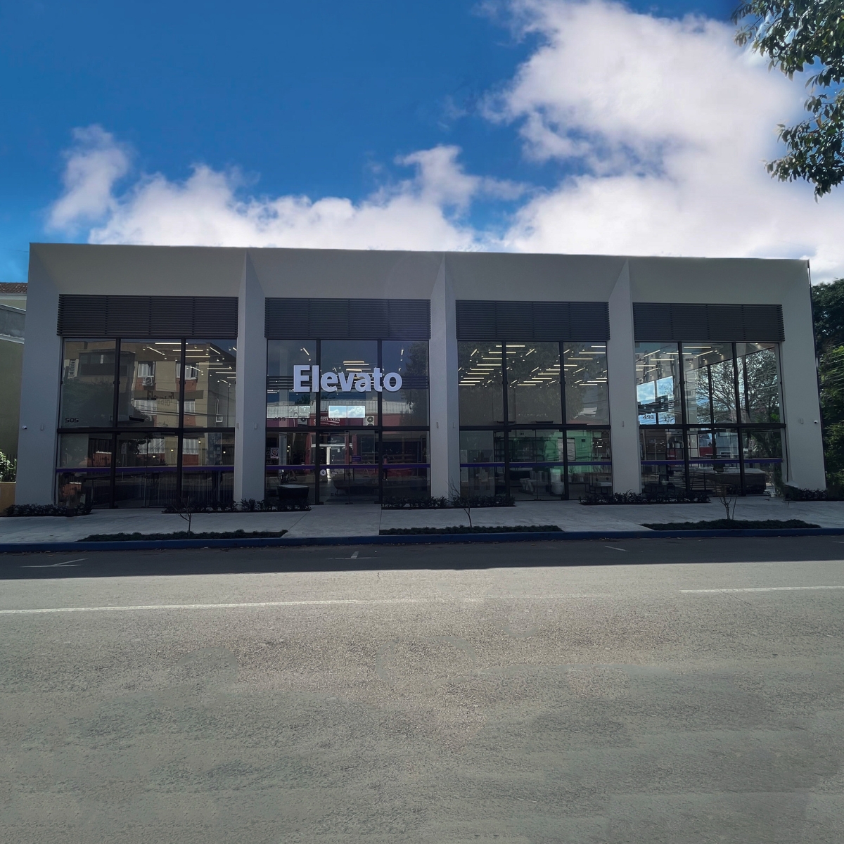 Elevato chega em Sapiranga, e inaugura sua 21ª loja de acabamentos de alto padrão. 