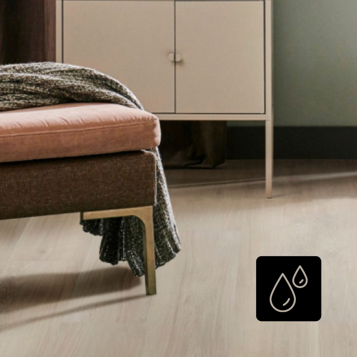 Piso Vinílico Pode Molhar? Descubra a Verdade!