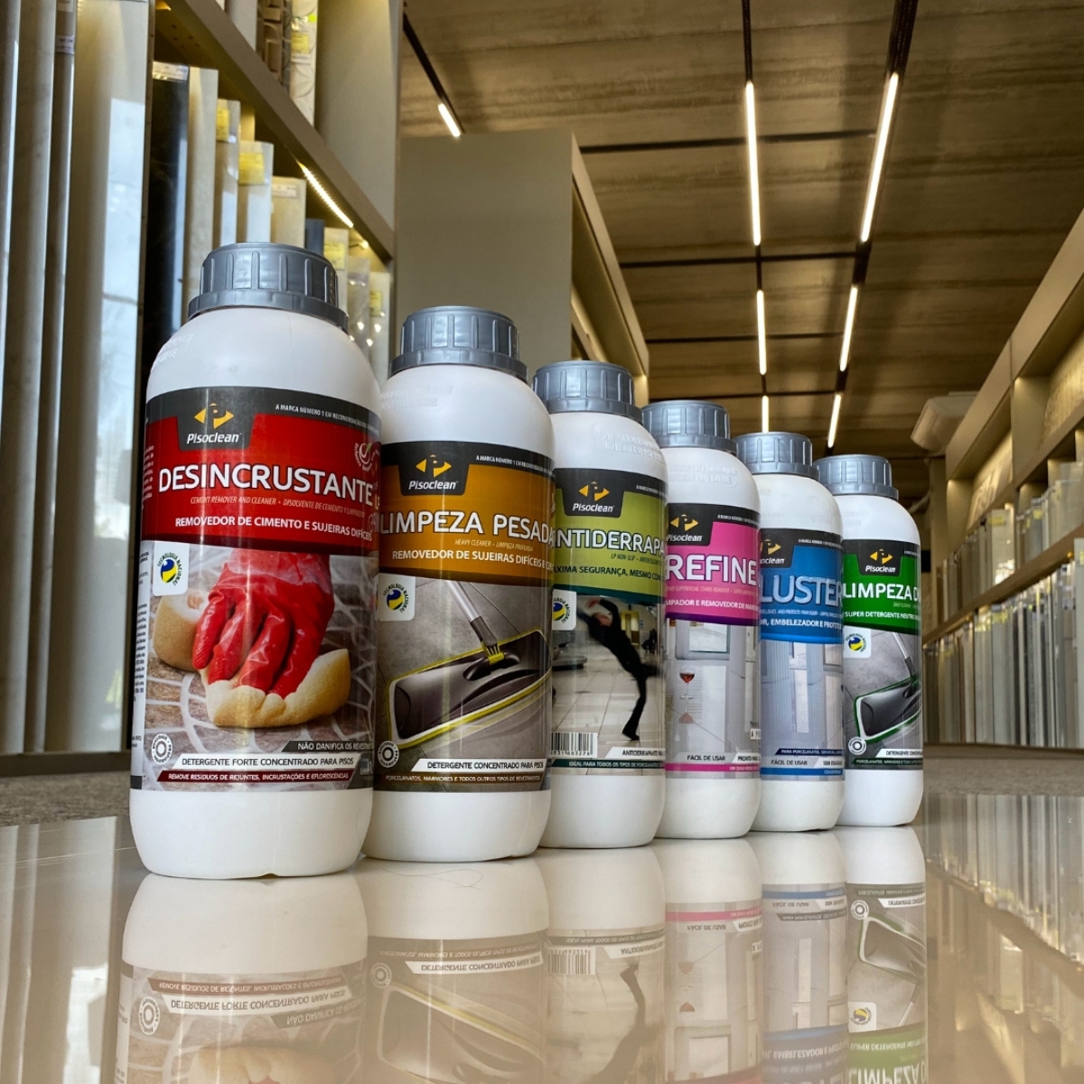 Pisoclean: Para uma limpeza do porcelanato e rejunte de forma rápida e eficaz!