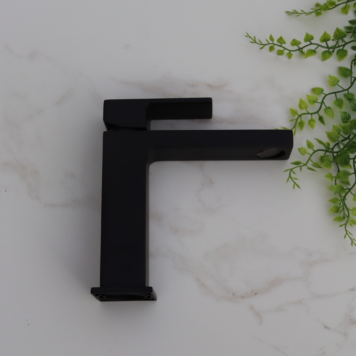 Misturador DAX: Água quente e fria para no seu banheiro e lavabo 