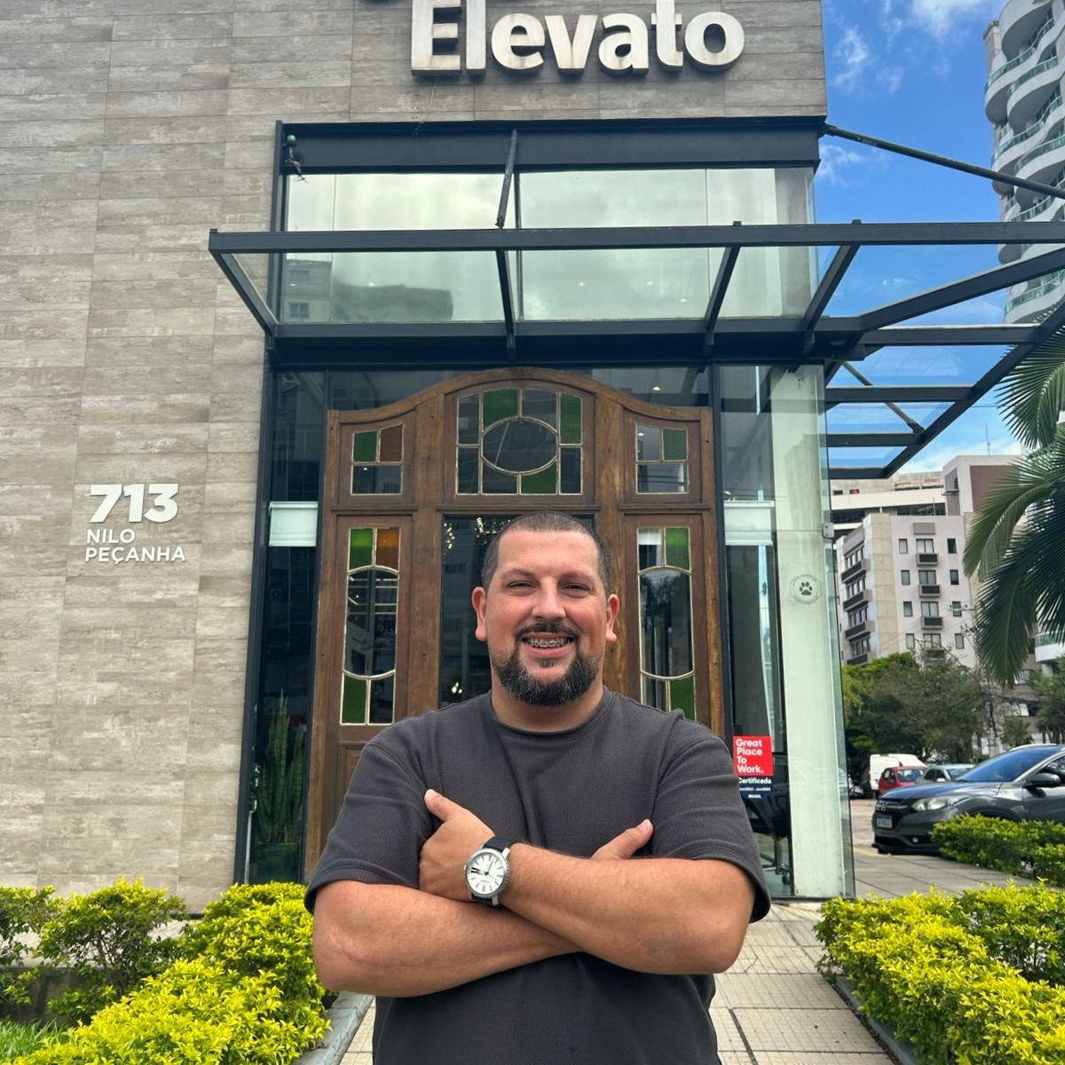 De Vendedor trainee a Gestão da Flagship do Grupo Elevato