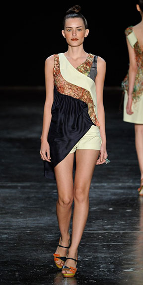 Foto do desfile SPFW Verão 2012