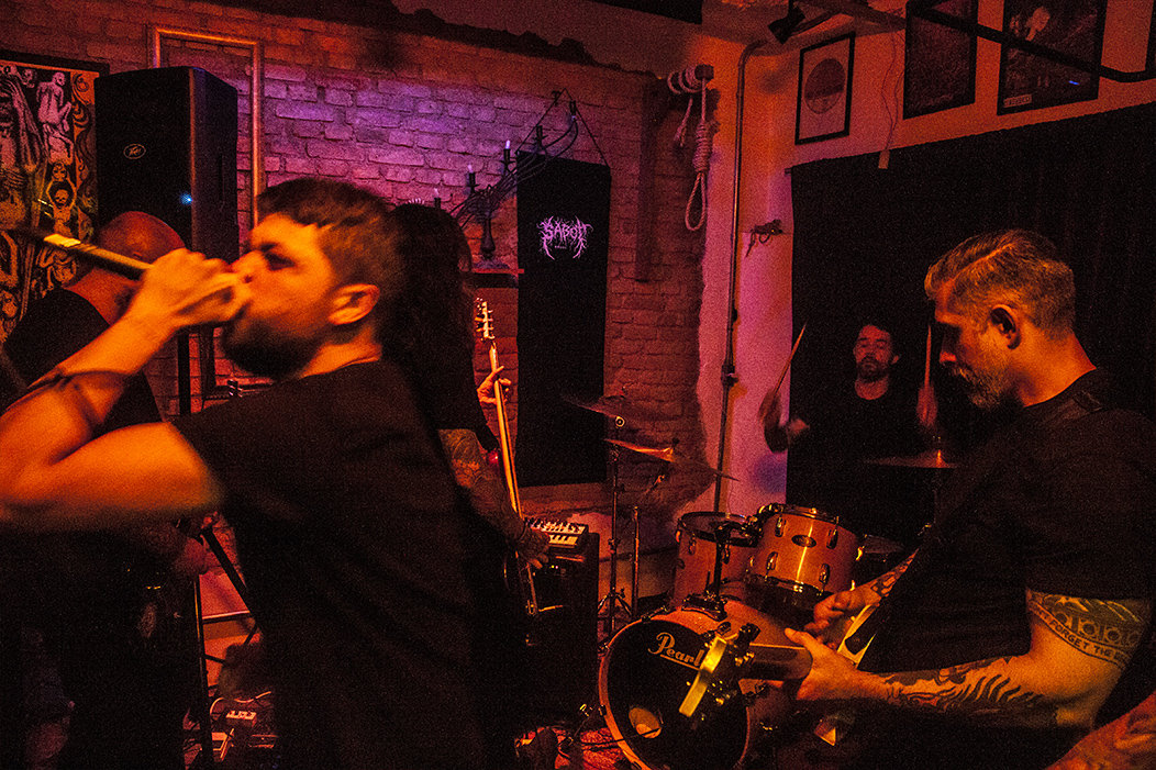 Institution - Lançamento do album 