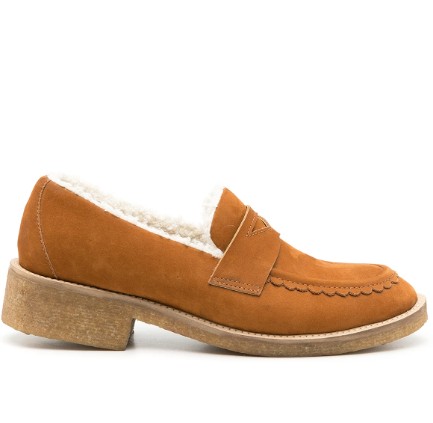 Foto do post O que combina com um sapato oxford feminino?