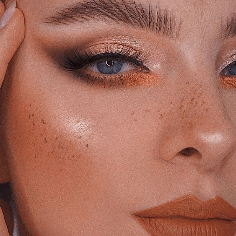 Imagem do post Latte Makeup: o look em tons quentes que conquistou o TikTok