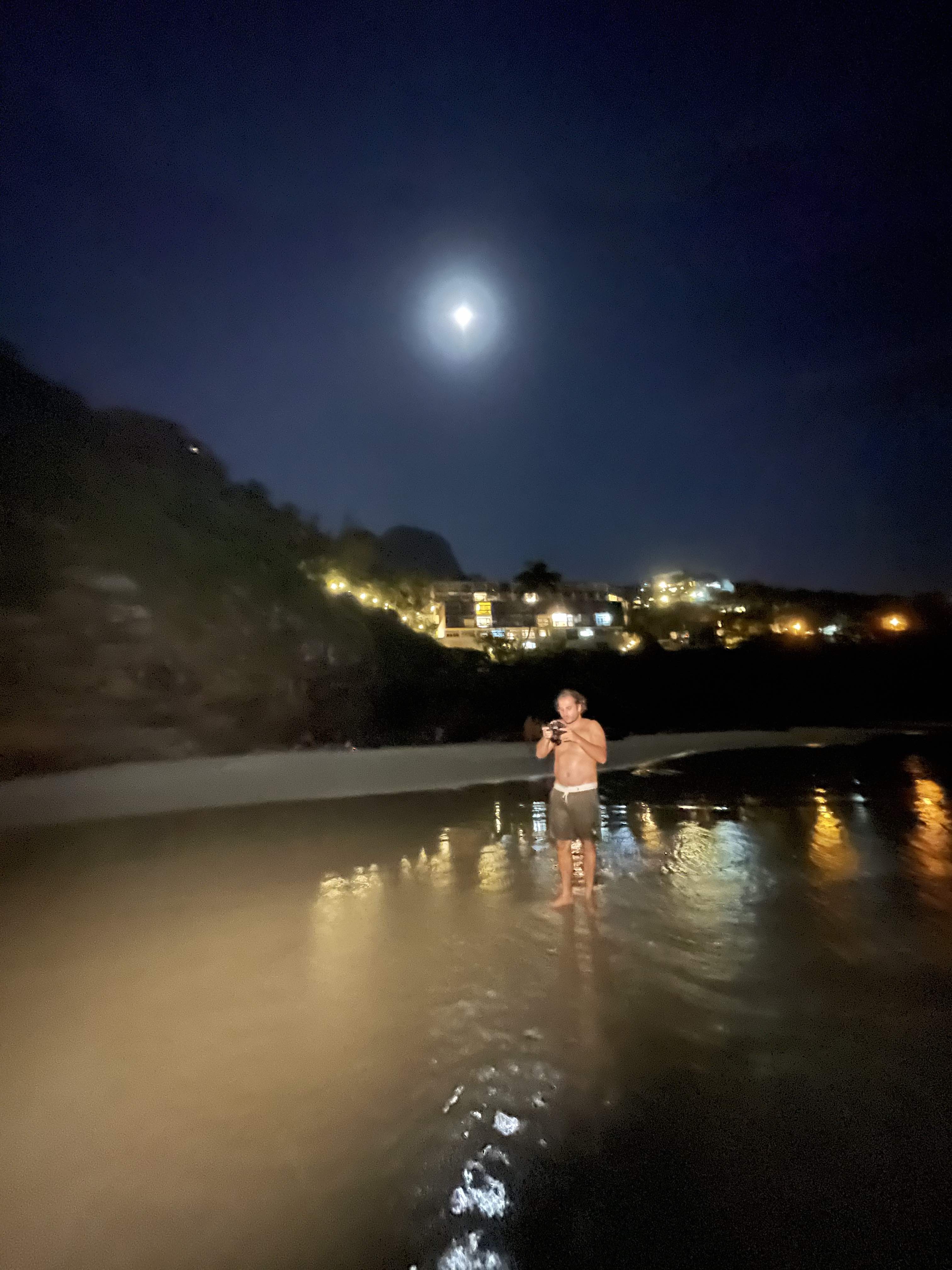 Full Moon + Fogueirinha com os amigos