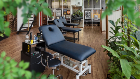 Foto do post Tatuagem e Sustentabilidade: Produtos Eco-Friendly e Práticas Conscientes para Estúdios de Tatuagem