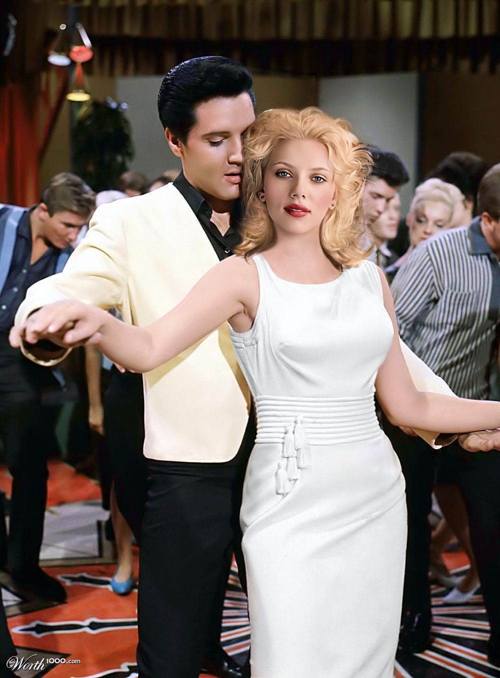 Elvis & Scarlett Up The Tree...