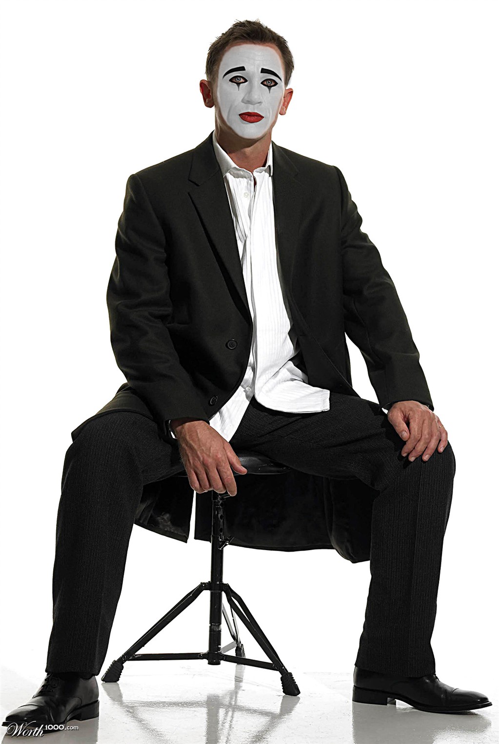 Craig mimes