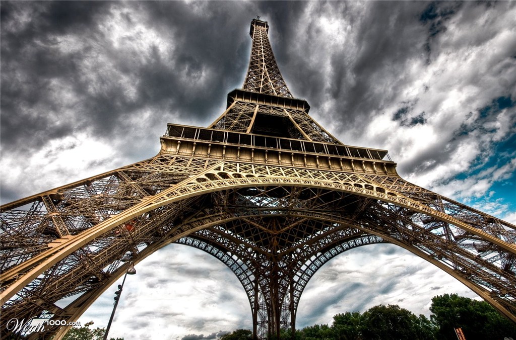 Tripod Eiffel