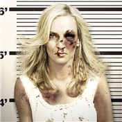 Uma Thurman Assaulted — Deschain420