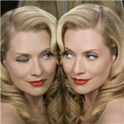 Emily Procter loves herself — fakerx