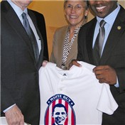 Mccain wants change — Enryco