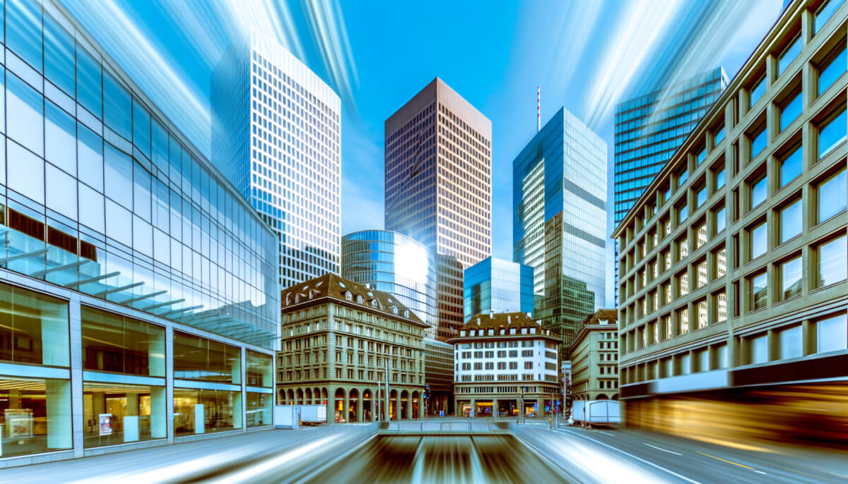 Zurich Investment Guide: Long vs. Short-Term Strategies