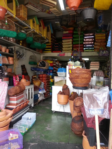 Foto 1 Comercial Pássaros - Casa de Rações