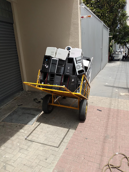 Foto 0 Renovando-Oficina Mecânica