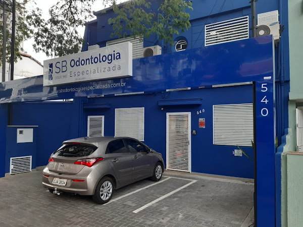 Foto 4 SB Odontologia Especializada - 40 anos - Dentista Pompéia - Dentista Perdizes- Implantes - Estética Dental - Facetas - Lente de Contato Dentais - Próteses - Botox - Cirurgia - Endodontia - Ortodontia Invisalign