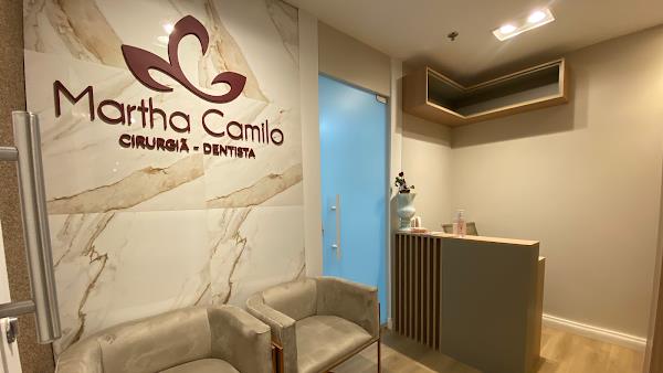 Martha Camilo - CIRURGIÃ-DENTISTA